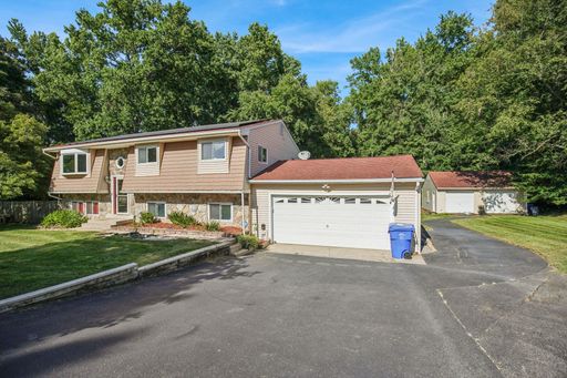 12100 Silver Maple Dr – photo 1