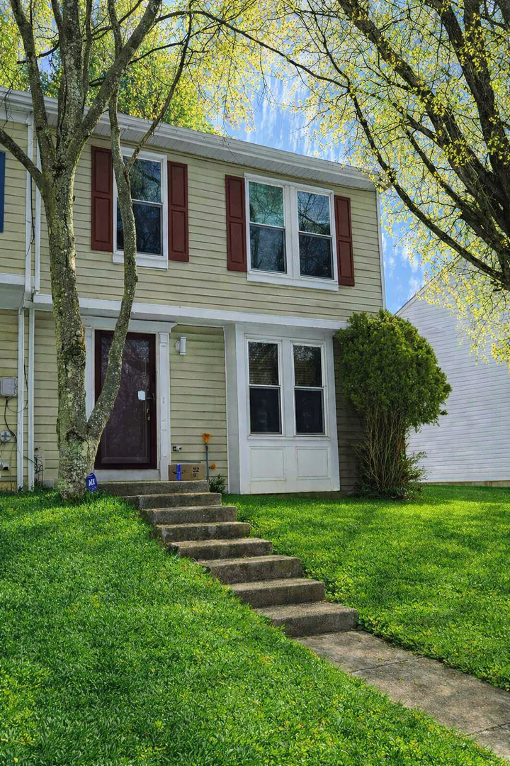 Windsor Mill Townhome: 2055 Wisper Woods Way