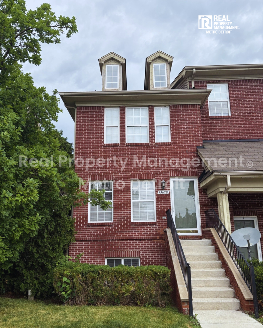 Southfield Condo: 15628 Stone Crossing Drive