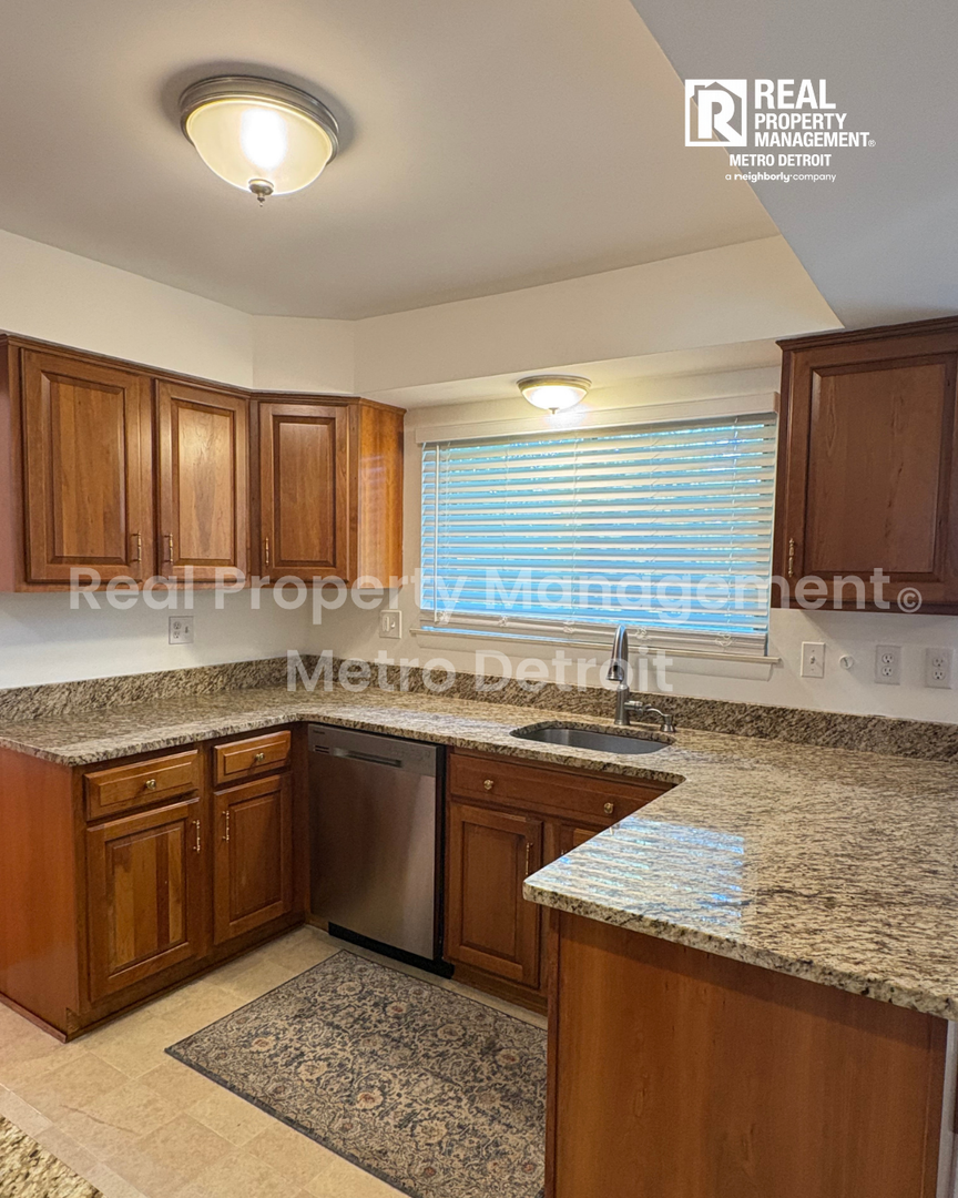 3028 Caswell Drive 8 of 12