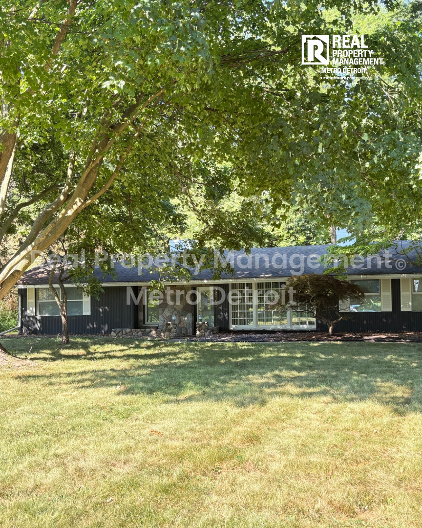 32505 Bellvine Trail 2 of 12