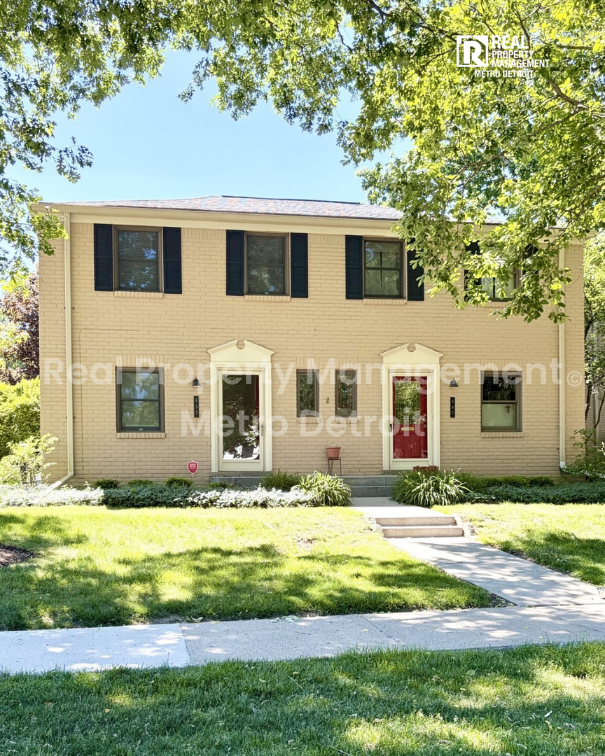 Birmingham Condo: 655 N. Eton St Unit #22