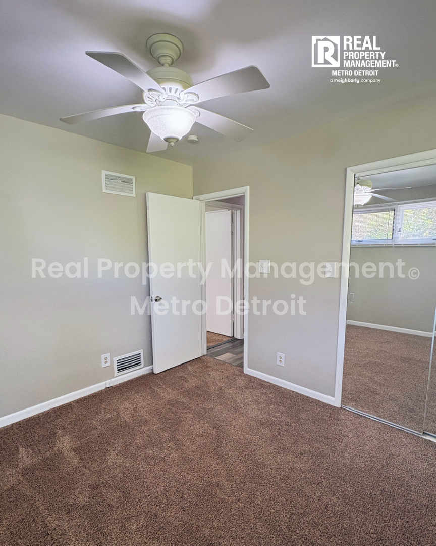 32505 Bellvine Trail 21 of 25