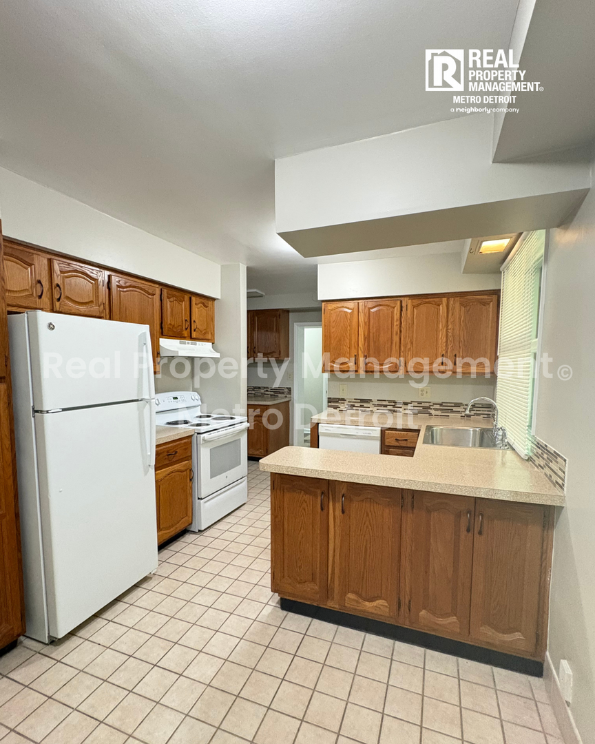 32505 Bellvine Trail 6 of 12