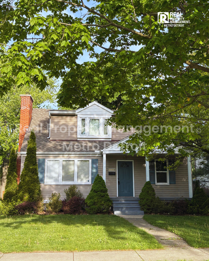 Royal Oak House: 3003 Garden Ave