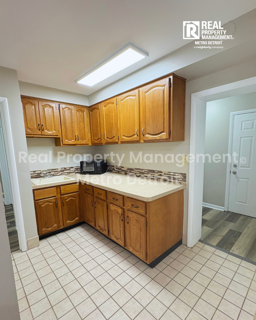 32505 Bellvine Trail 9 of 12