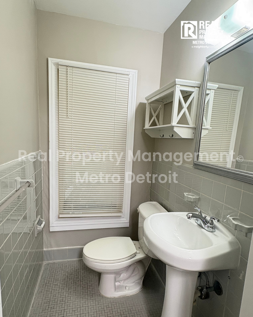 32505 Bellvine Trail 10 of 12