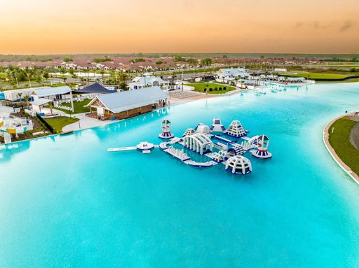 Live Where Others Vacation – Welcome to Paradise – photo 1