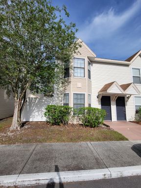 Beautiful Plant City Townhome – photo 1