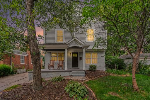 3 Bed 2.5 Bath Rental at 829 N Dorchester Ave, Royal Oak, MI – photo 1