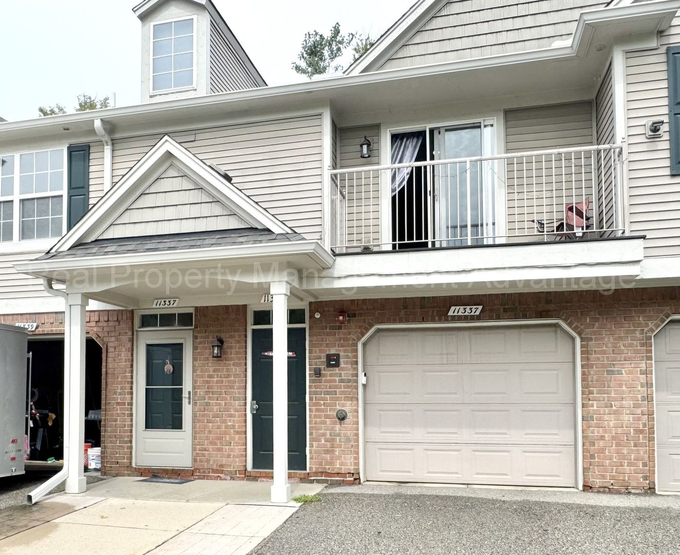Shelby Twp. Condo: 11337 N. Woods Dr.