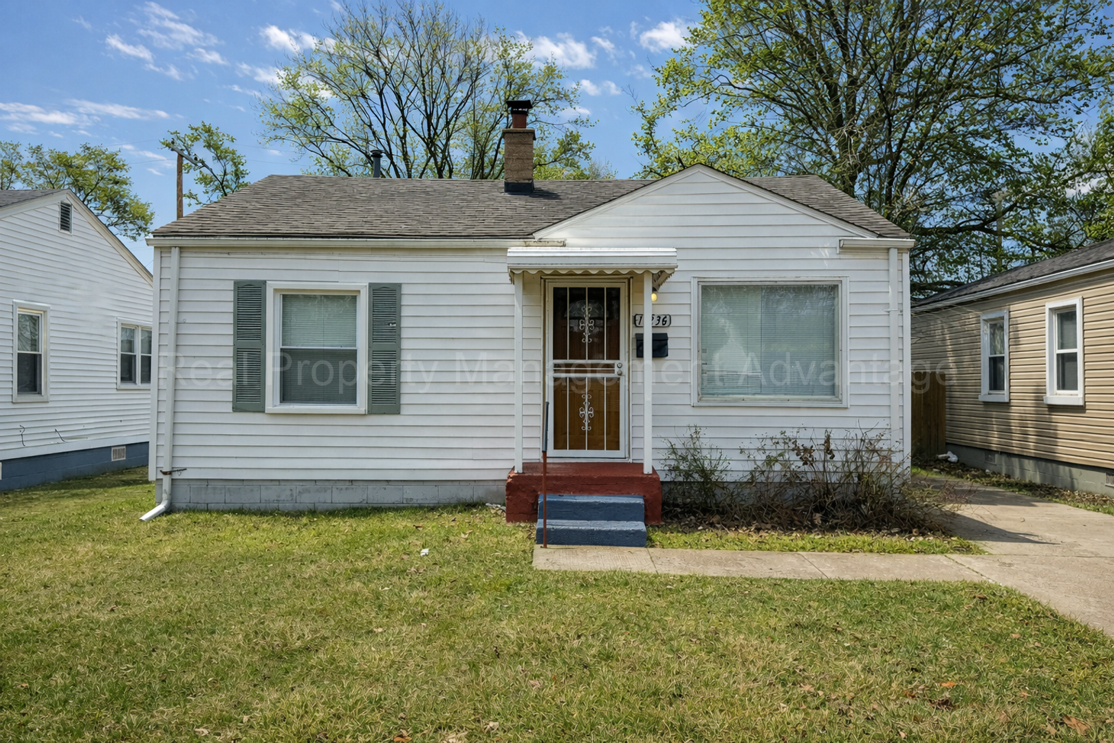 Warren House: 11236 Studebaker Ave.