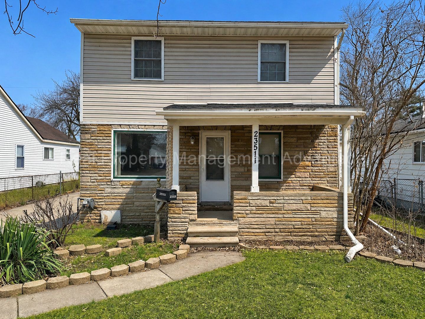 Warren House: 23511 Wellington Ave.