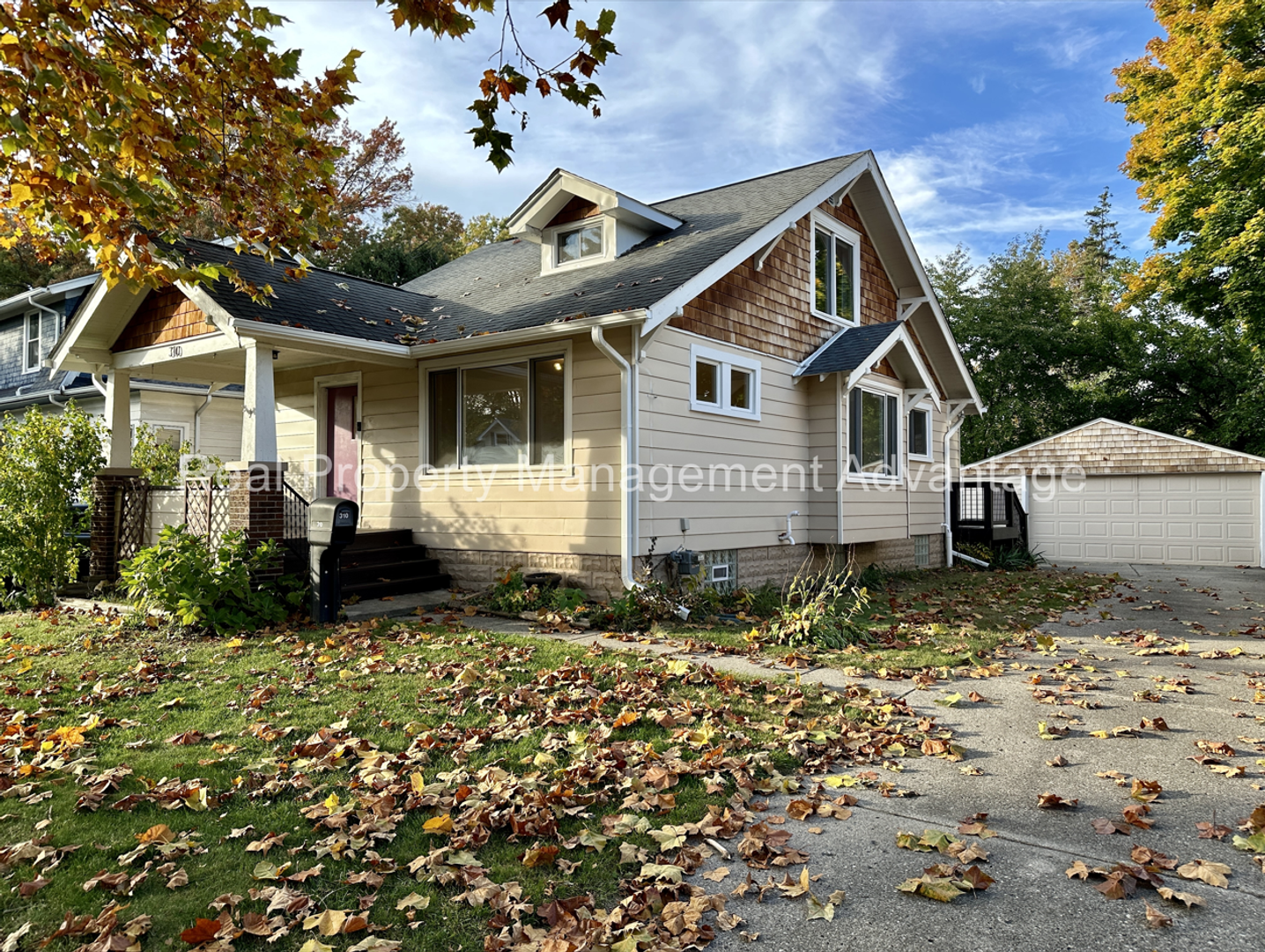 Ferndale House: 310 W. Hazelhurst St.
