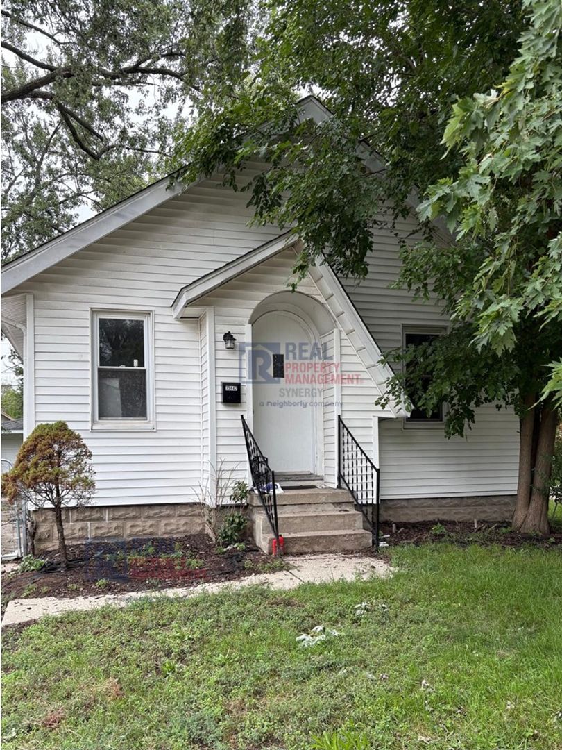 Wayne House: 35442 Stellwagen St