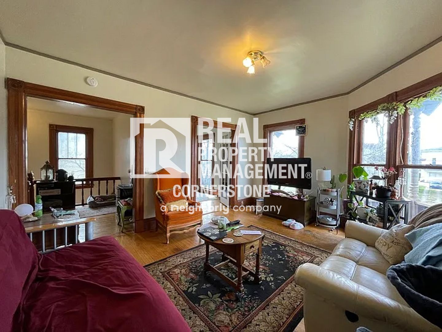 Kalamazoo Apartment: 808 W Kalamazoo Ave