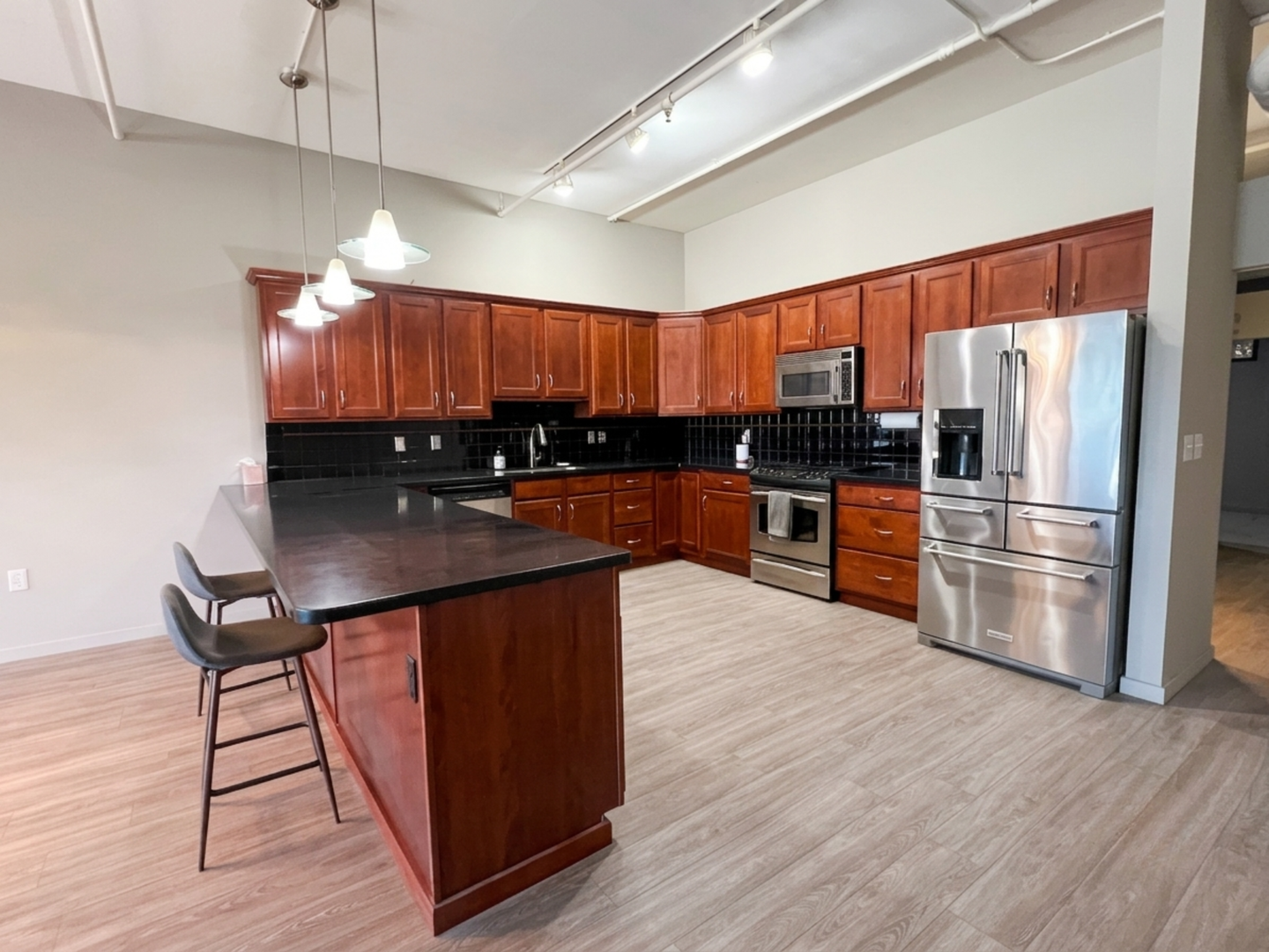 Kalamazoo Apartment: 125 S. Kalamazoo Mall