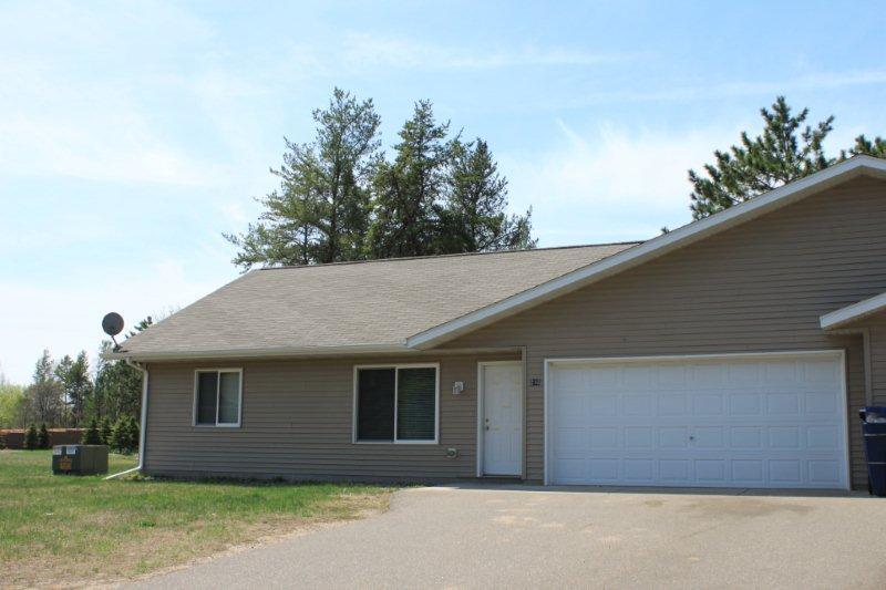 Brainerd House: 210 Hawkins Drive