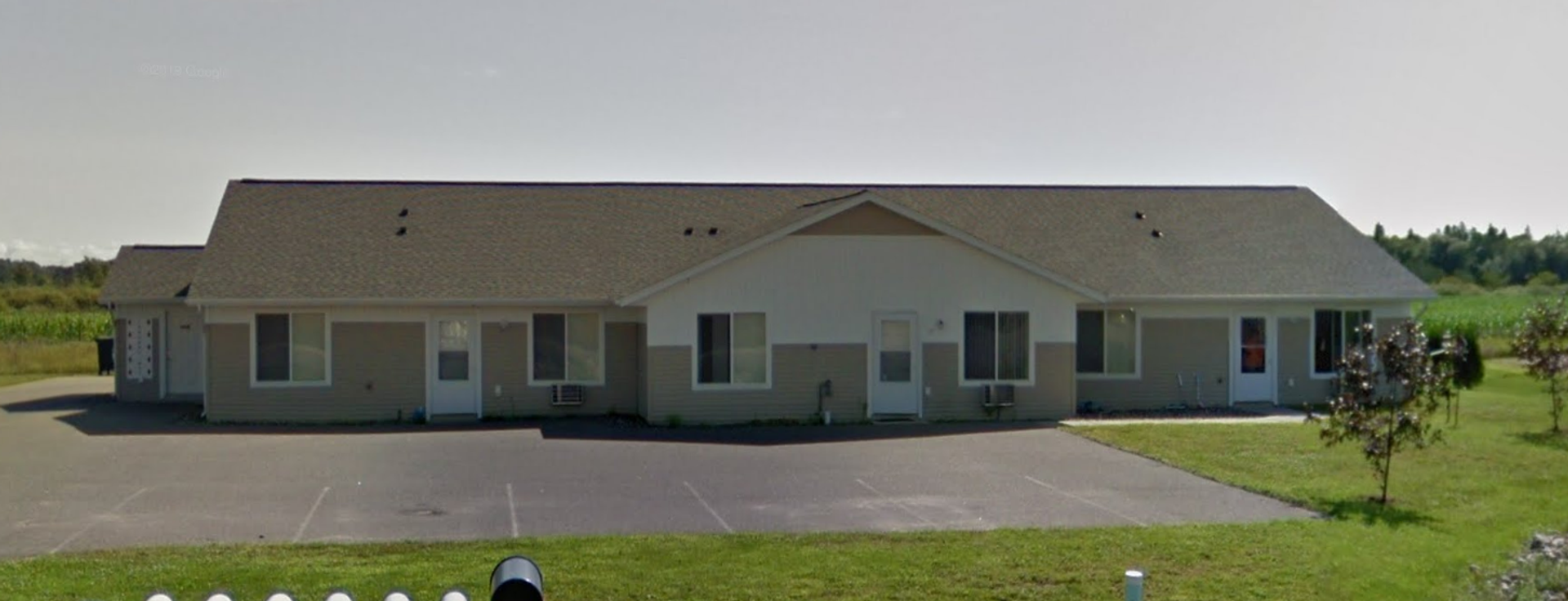 Pillager Apartment: 925 Meadowview Circle