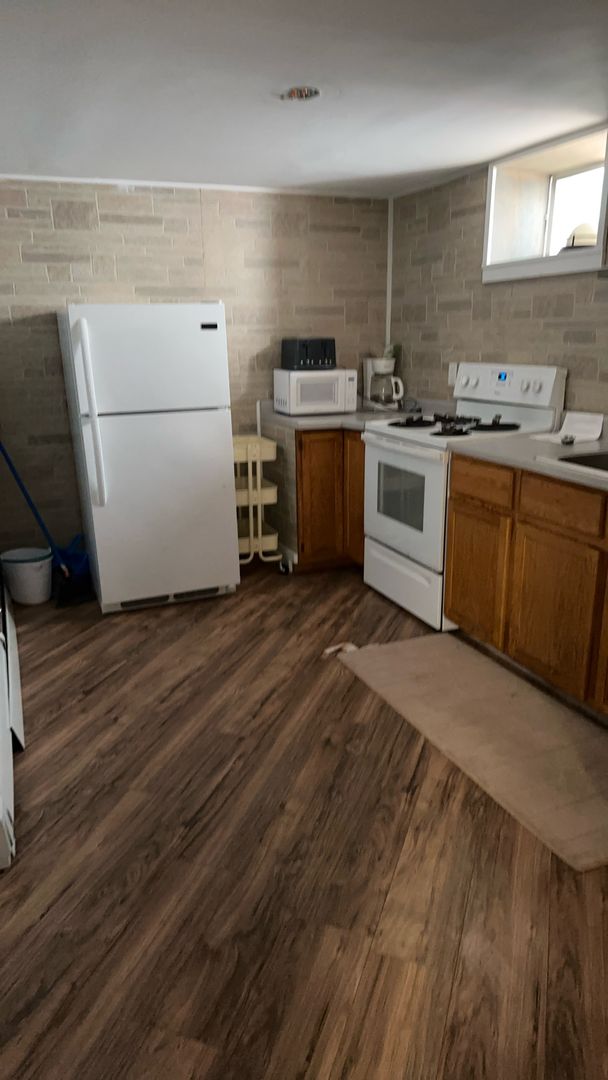 Ironton Apartment: 100 4th St