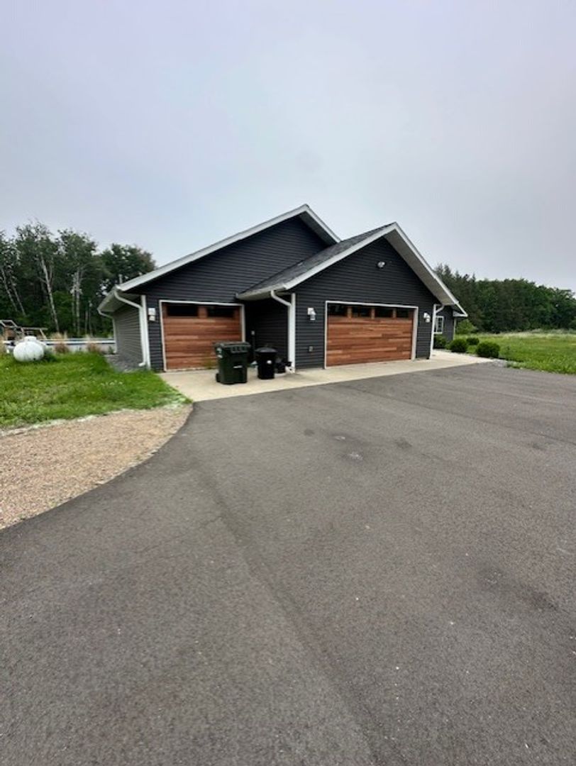 Pillager House: 687 Hazel Ave