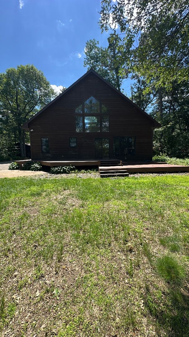 Brainerd House: 18139 Skye Rd