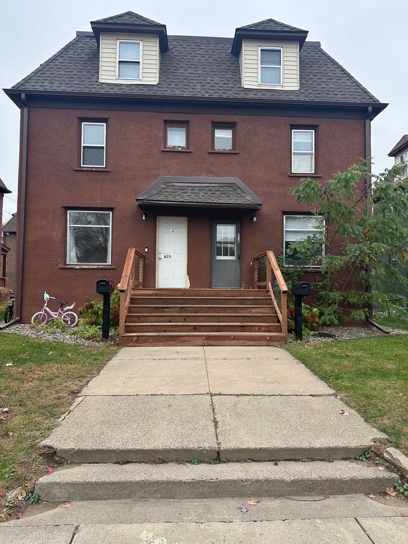 Brainerd Apartment: Grove Street