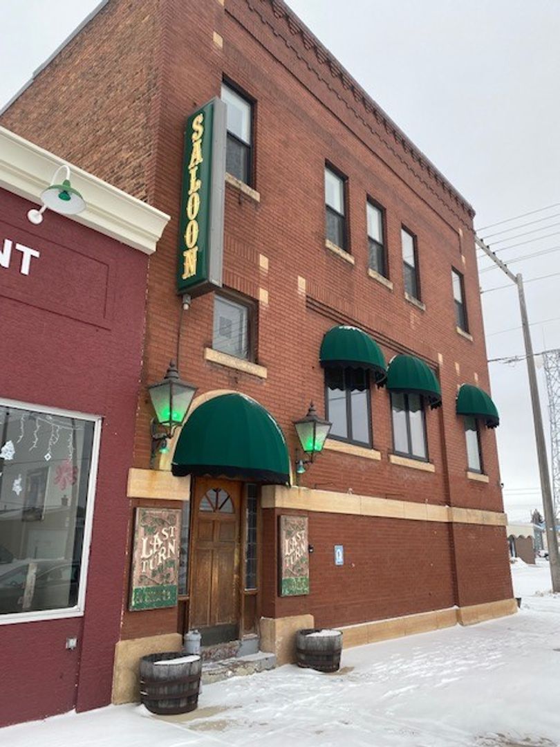 Brainerd Apartment: 214 S 8th St