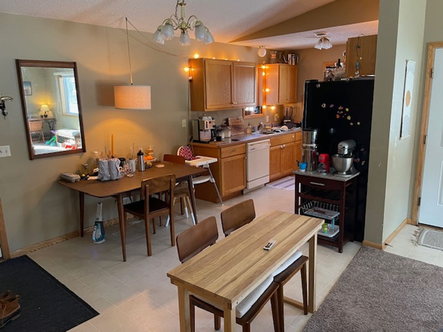 Baxter House: 13271 Meredith Dr