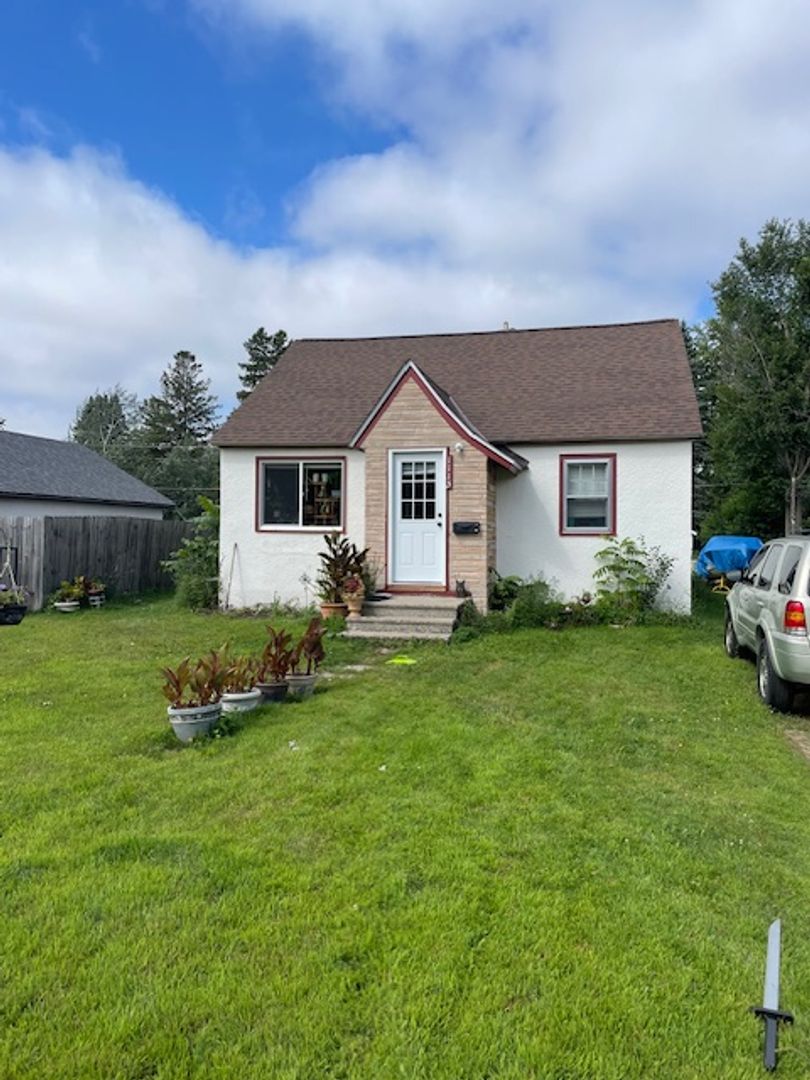 Brainerd House: 1115 6th Ave NE