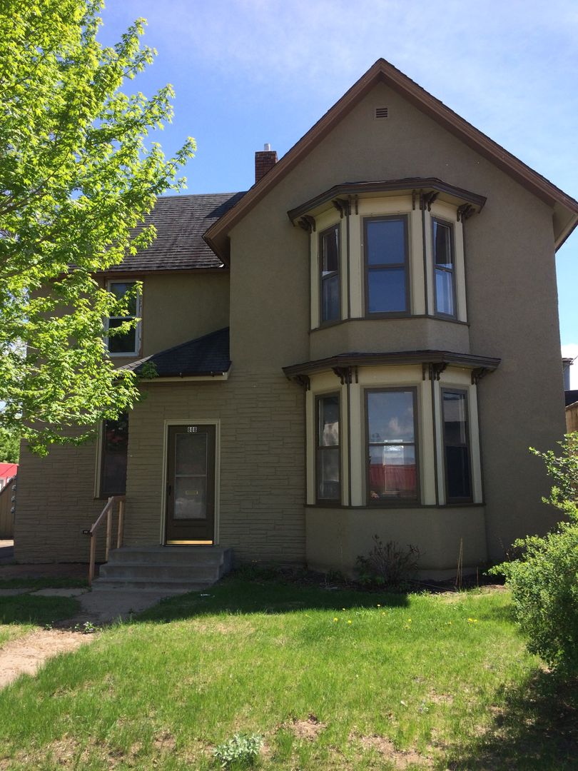 Brainerd Apartment: 608 Norwood St