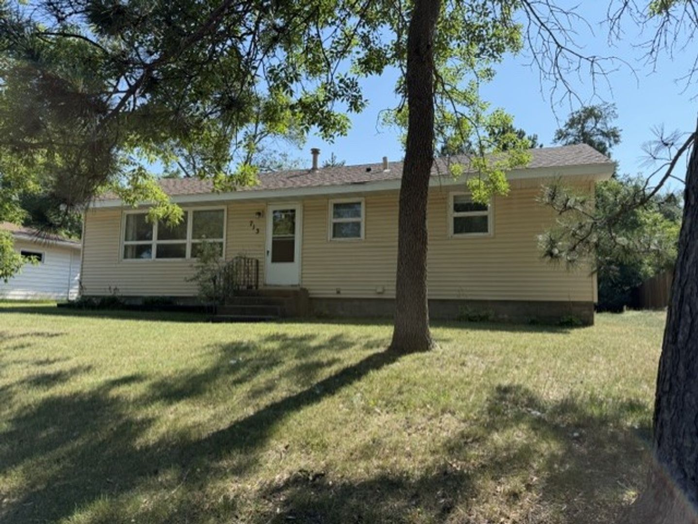 Brainerd House: 713 SW 4th St
