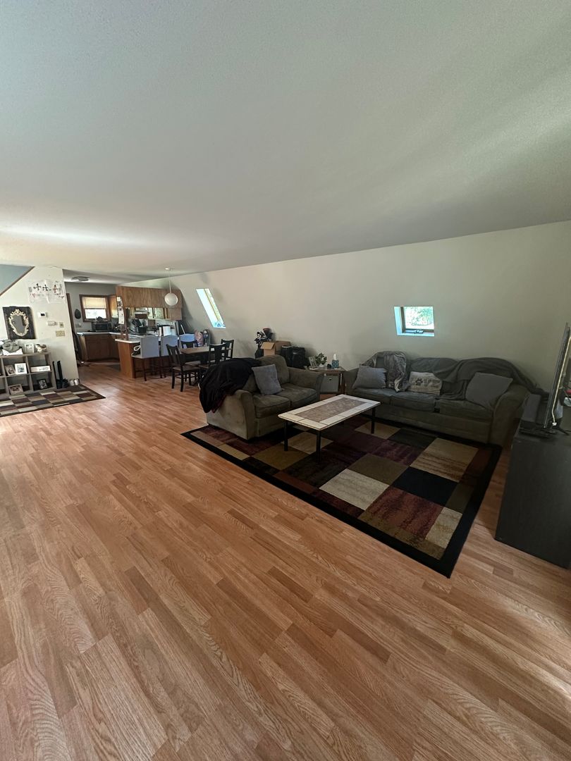 Brainerd House: 6114 Pine Beach Rd