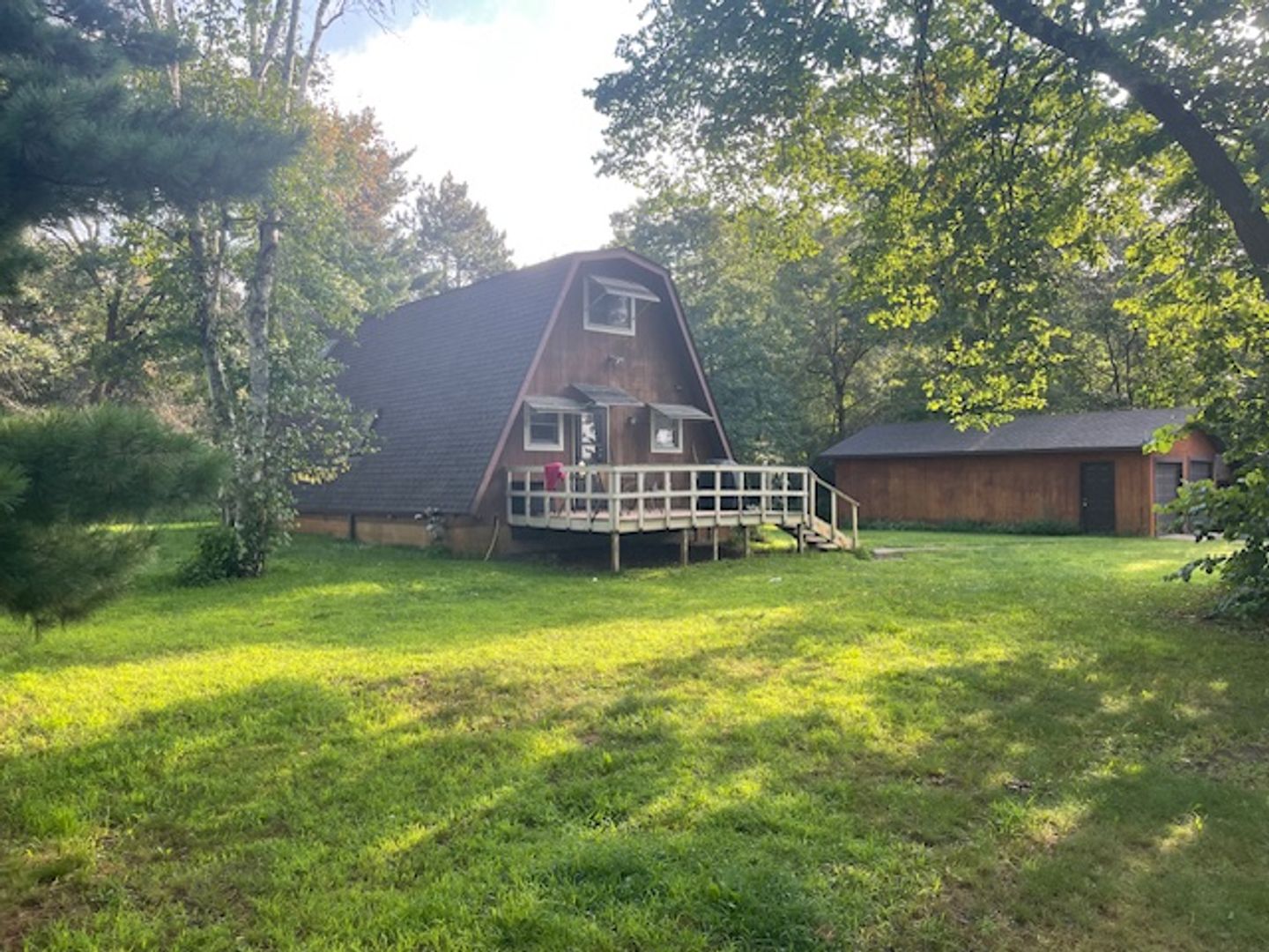Brainerd House: 6114 Pine Beach Rd