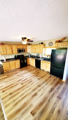 3 Bedroom, 2 Bath Lake Home near Aitkin - Furnished Winter Rental