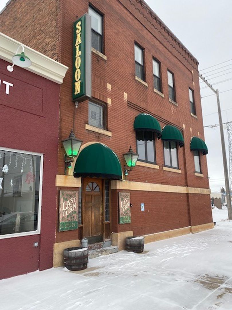 Brainerd Apartment: 214 S 8th St