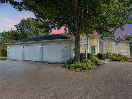4br 3ba 4cg ~ Security Deposit Free Alternative for Qualified Residents ~