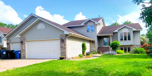 Stunning 4-Bedroom Home on Greenway Ave – Reserve Your Tour Today!