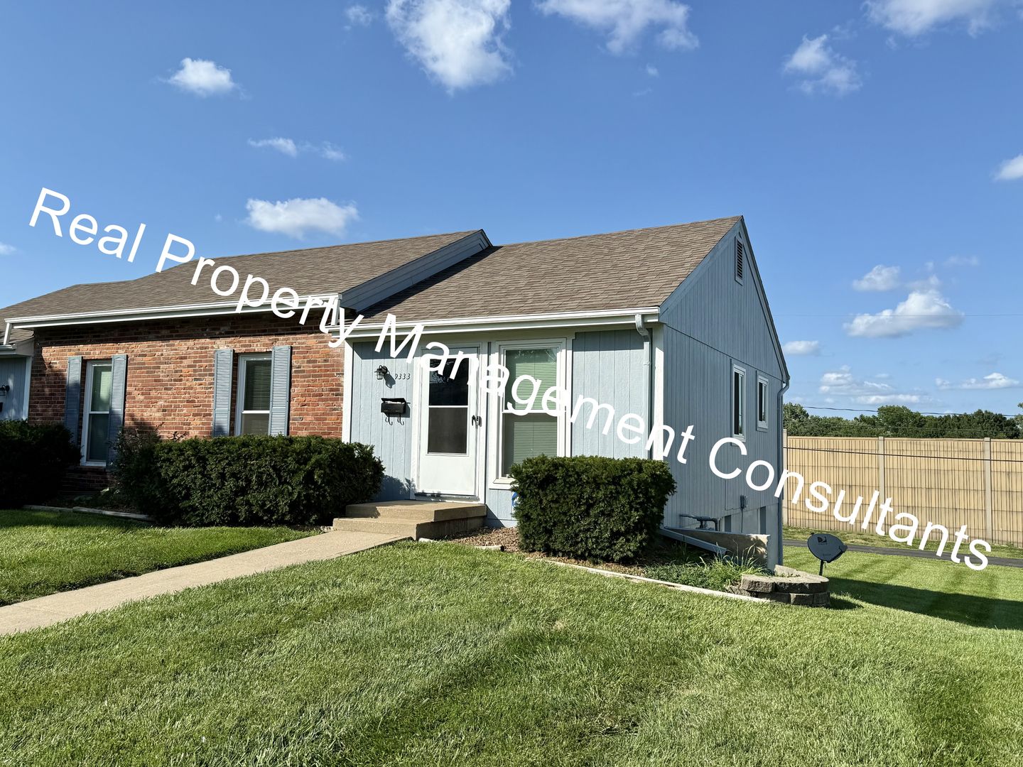 Overland Park Townhome: 9333 Ballentine St