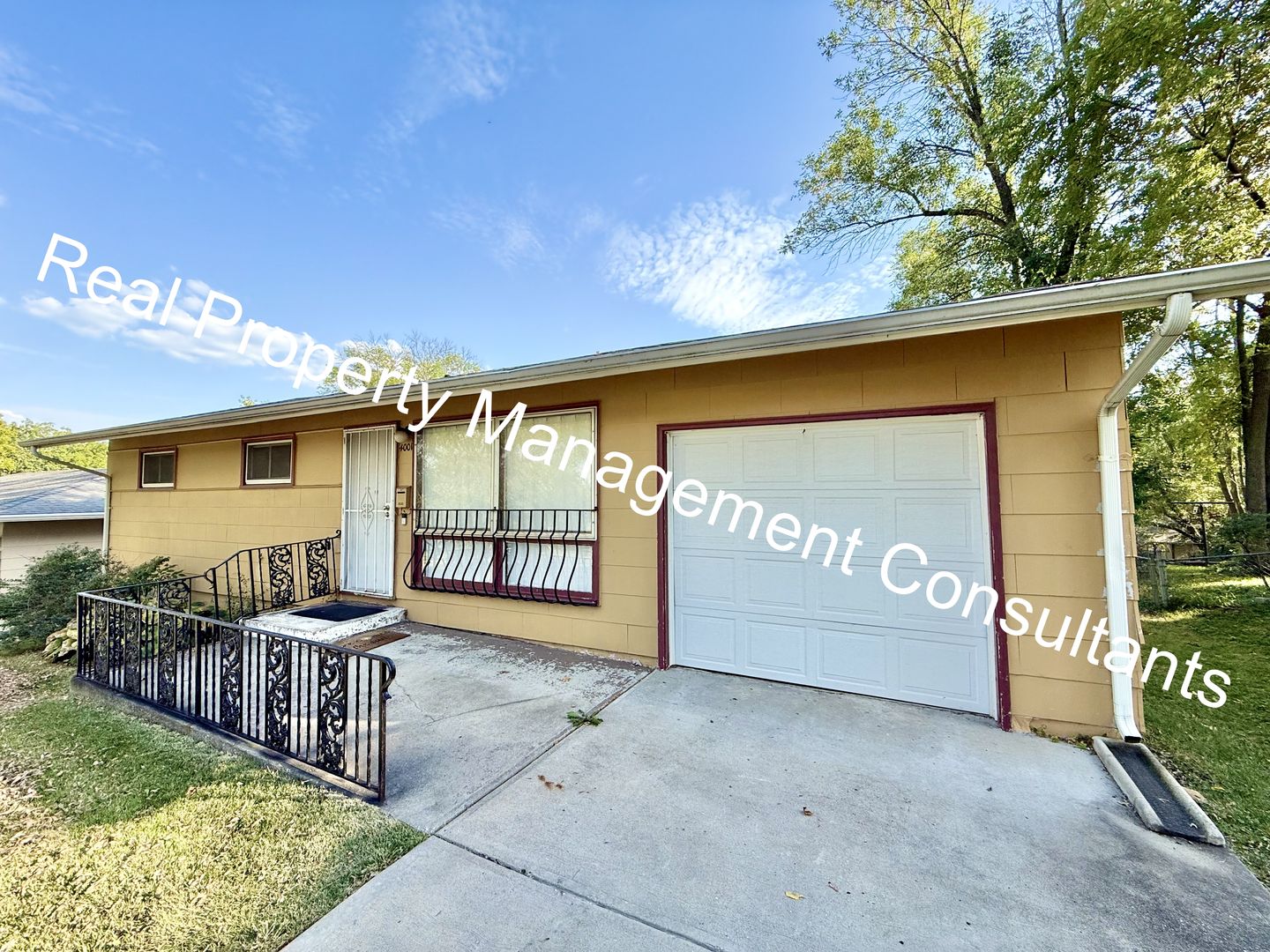 Kansas City House: 4001 E 47th St