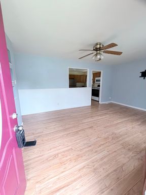 Amazing 3 Bedroom Florissant Home – photo 1