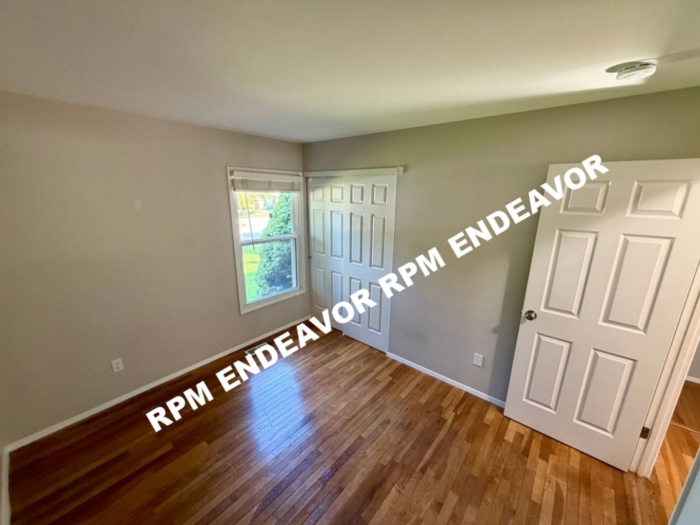 1407 La Cerros Lane 10 of 12