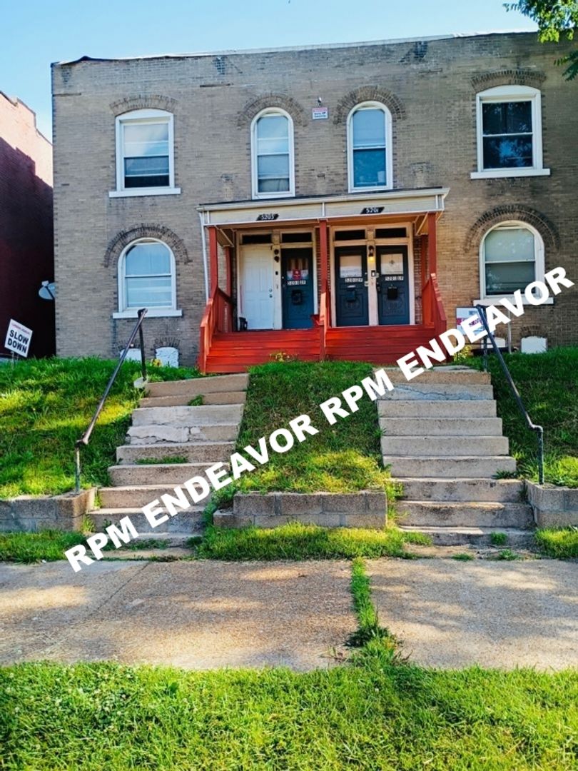 St Louis Apartment: 5201 - 5203 Page Blvd