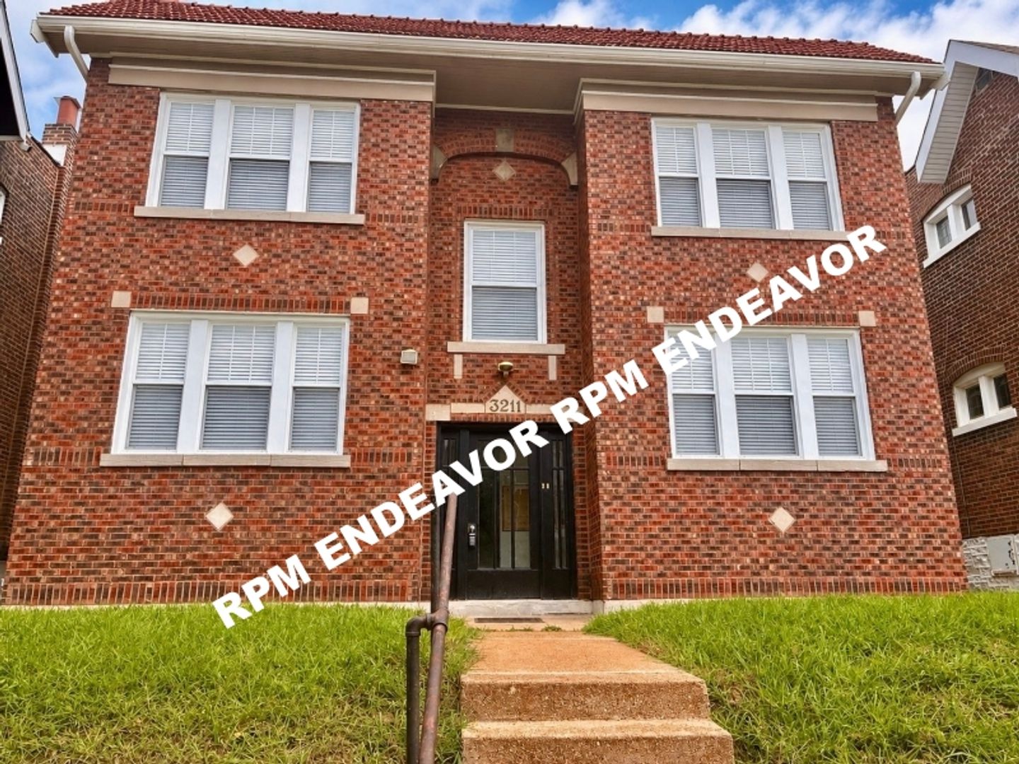 St.Louis Apartment: 3211 Halliday Ave