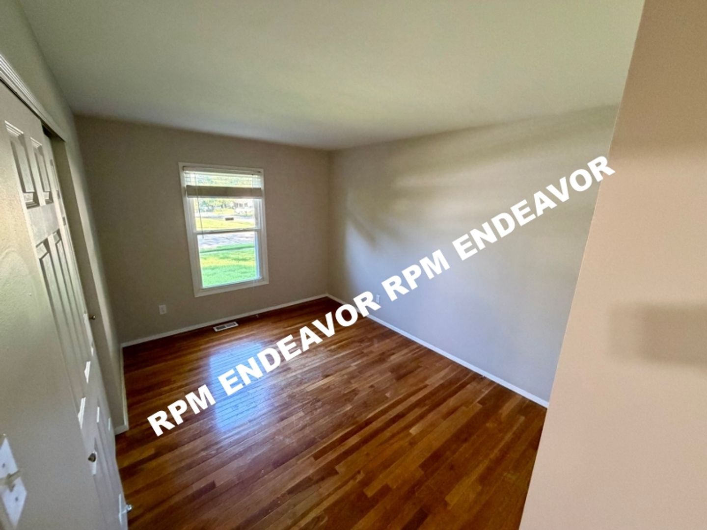 1407 La Cerros Lane 11 of 12