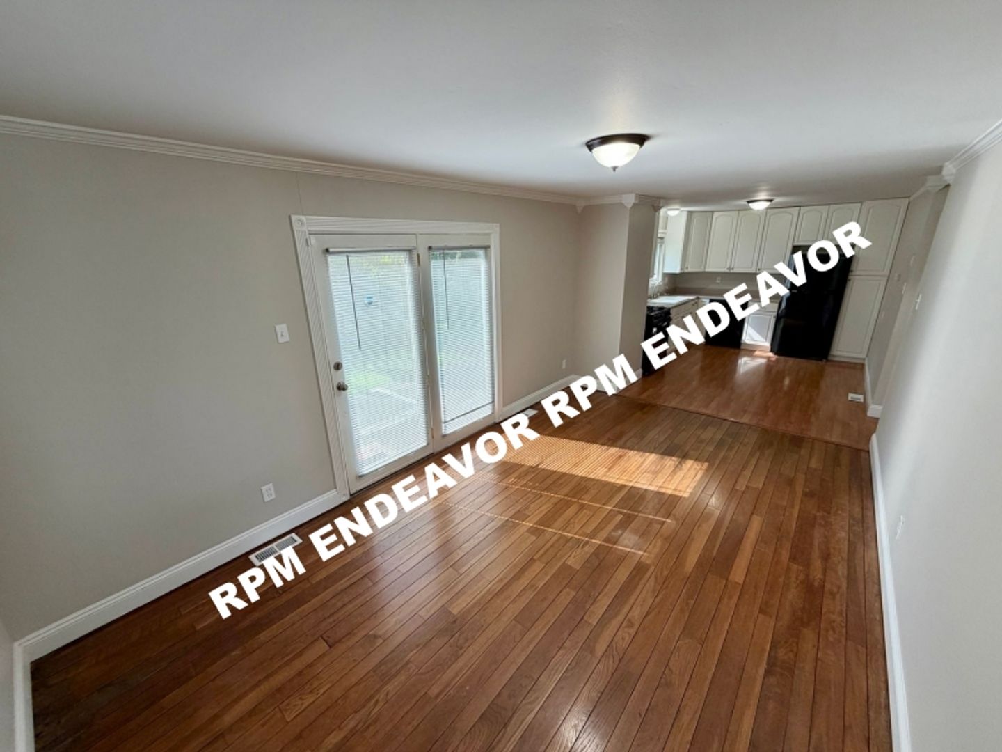 1407 La Cerros Lane 5 of 12