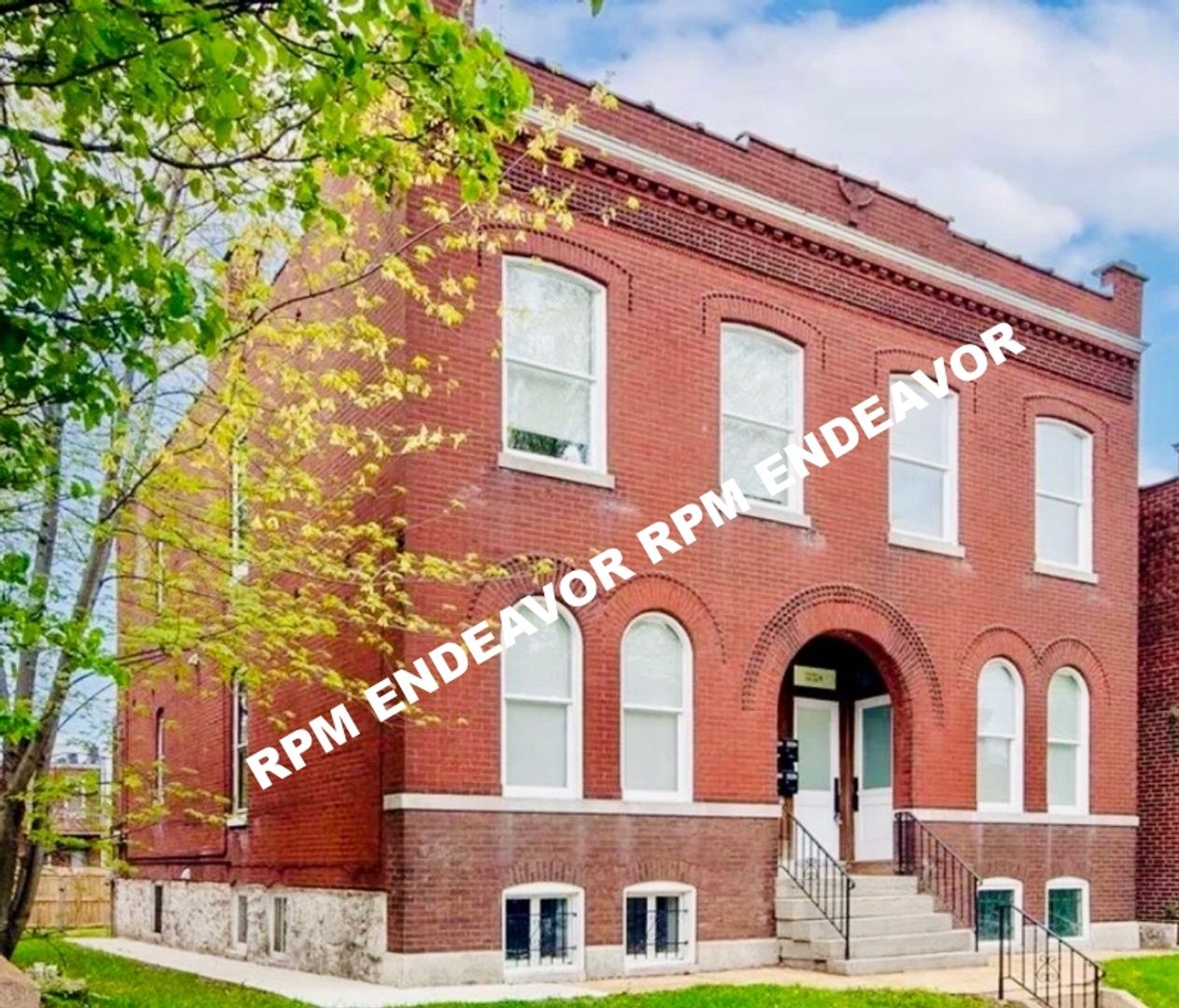 St. Louis Apartment: 3230 Pulaski St