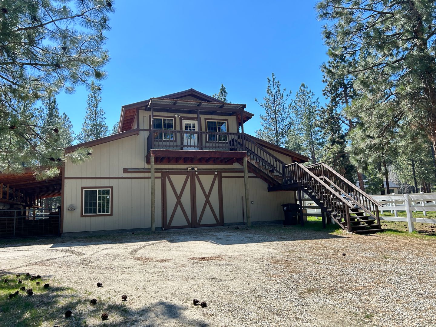 Victor House: 1623 Kenney's Drive