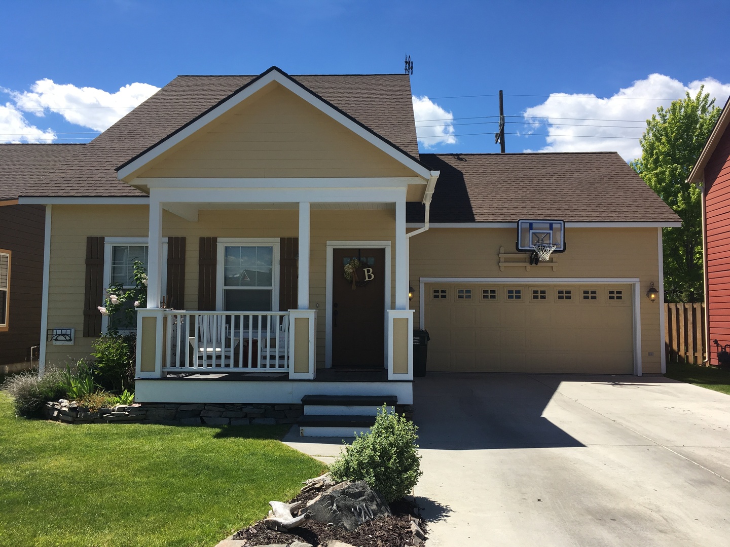 Hamilton House: 120 Bayberry Lane