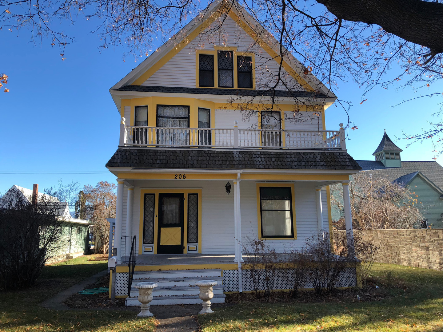 Hamilton House: 206 S. 5th Street